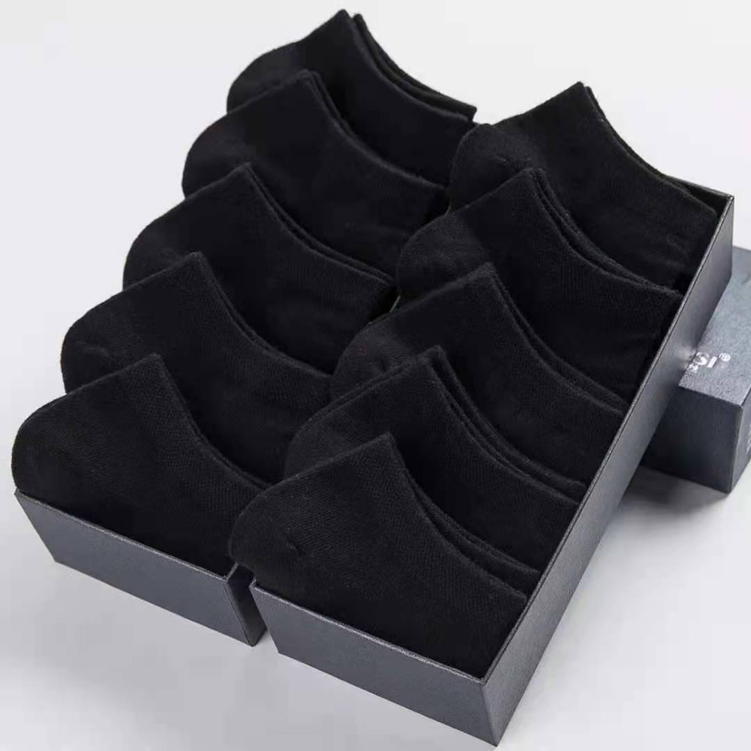 schwarze / weisse / graue Socken